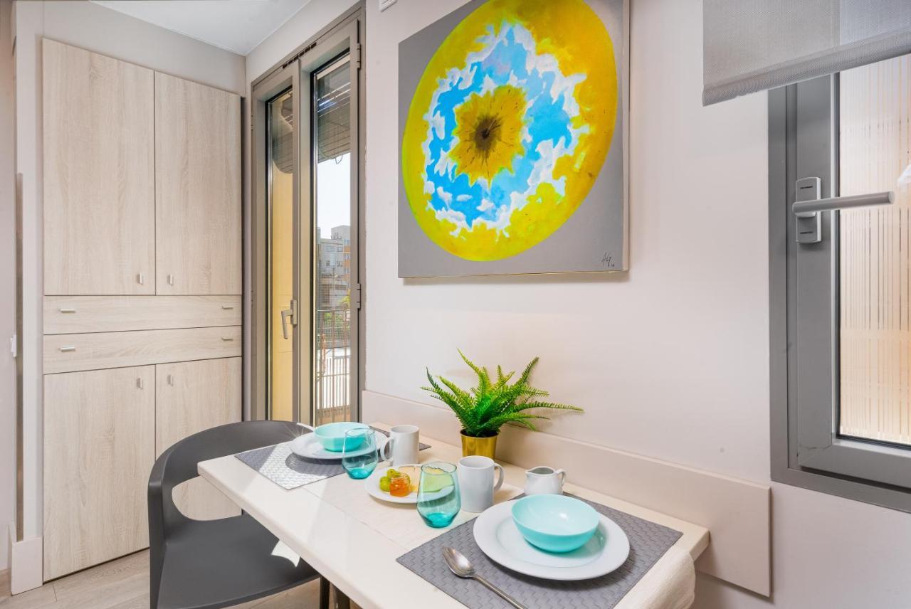 Kronos On The Beach Suite 1 Барселона Экстерьер фото